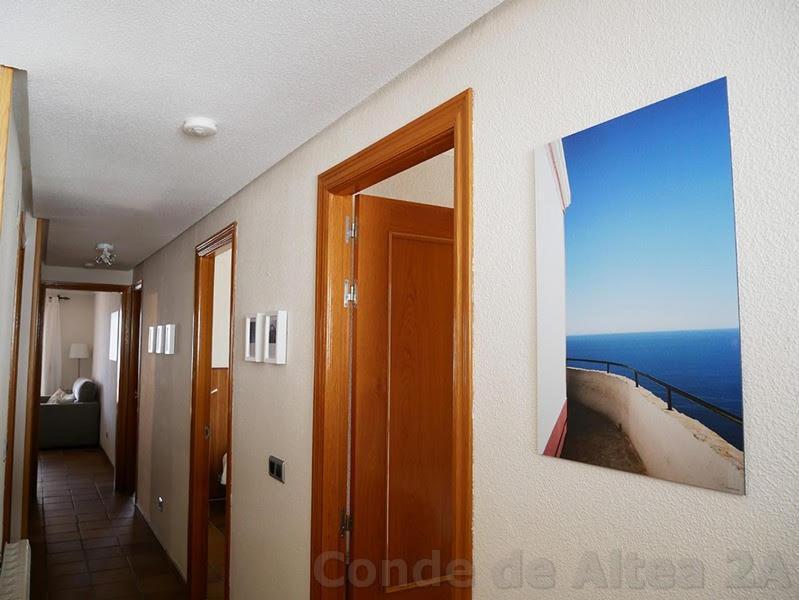 Delightful Seaview Apartment In Beautiful Алтеа Екстериор снимка