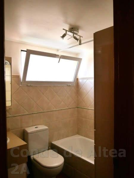 Delightful Seaview Apartment In Beautiful Алтеа Екстериор снимка