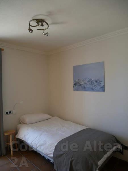 Delightful Seaview Apartment In Beautiful Алтеа Екстериор снимка
